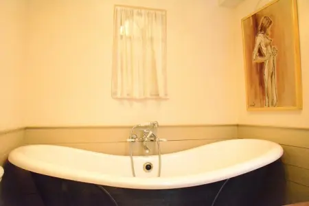 Likthuus 9, Maison de vacances confortable à Bièvre avec étang - Photo 19