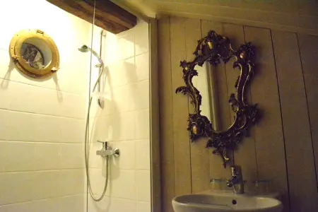 Likthuus 9, Maison de vacances confortable à Bièvre avec étang - Photo 21