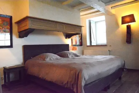 Le Fou du Village, Maison de vacances spacieuse avec terrasse à Bièvre - Photo 19