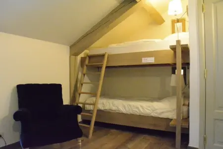 Le Fou du Village, Maison de vacances spacieuse avec terrasse à Bièvre - Photo 25