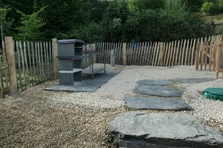 Le Fou du Village, Maison de vacances spacieuse avec terrasse à Bièvre - Photo 35