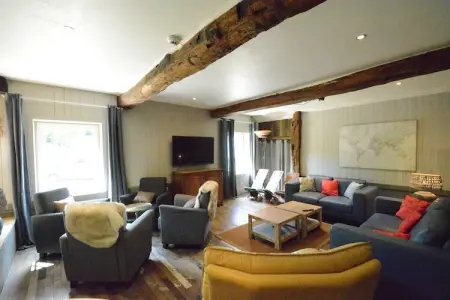 Likthuus 24, Maison de vacances typique avec jacuzzi à Bièvre - Photo 2