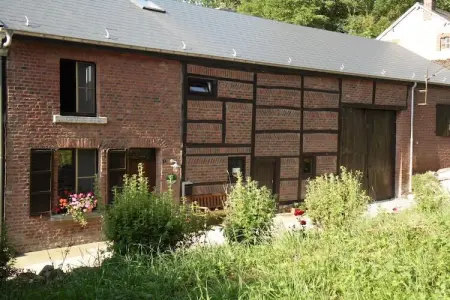 La Ferme du Couchant, Maison traditionnelle avec jardin privé à Beauraing - Photo 1