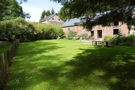 La Ferme du Couchant, Maison traditionnelle avec jardin privé à Beauraing - Photo 11