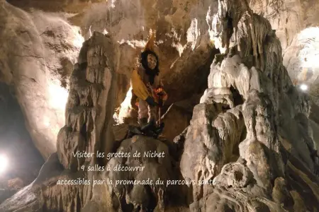 Bois Joli, Maison de vacances spacieuse avec terrasse à Beauraing - Photo 25