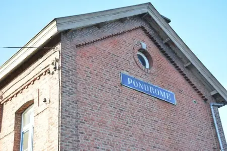 Au Pas Perdu, Maison de vacances boutique avec jardin à Beauraing - Photo 6