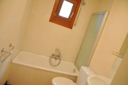 Village de Vacances Oignies 2, Chalet confortable en bois avec micro-ondes, situé en forêt - Photo 8