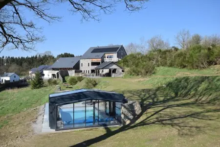 Le Lodge à 8 Brins, Villa luxueuse avec sauna et jacuzzi à Nadrin en Belgique - Photo 5