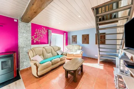 Au Vieux Puits, Maison de vacances confortable à Houffaliz avec jardin - Photo 1