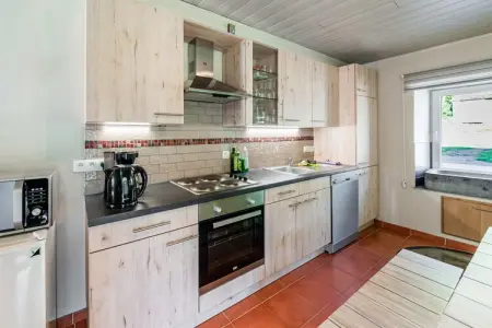 Au Vieux Puits, Maison de vacances confortable à Houffaliz avec jardin - Photo 3