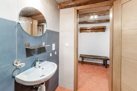 Au Vieux Puits, Maison de vacances confortable à Houffaliz avec jardin - Photo 32