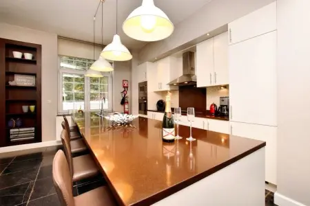 Villa Courtil, Luxueuse maison de vacances à Courtil avec jacuzzi - Photo 11