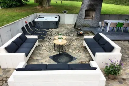 Villa Courtil, Luxueuse maison de vacances à Courtil avec jacuzzi - Photo 32