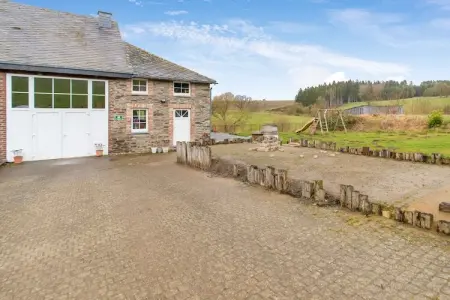 A Tchappe Mele, Ferme confortable à Brisy avec sauna - Photo 5