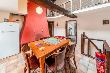 Aux Nutons, Maison de vacances confortable à Cherain avec terrasse - Photo 14