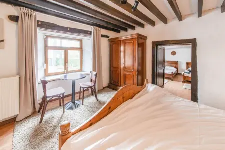 Aux Nutons, Maison de vacances confortable à Cherain avec terrasse - Photo 22