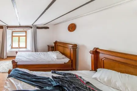 Aux Nutons, Maison de vacances confortable à Cherain avec terrasse - Photo 26