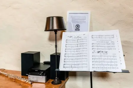 Aux Nutons, Maison de vacances confortable à Cherain avec terrasse - Photo 36