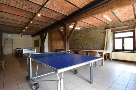 La Blanche Vignerie, Ferme patrimoniale à Lavacherie avec jacuzzi et piscine - Photo 4