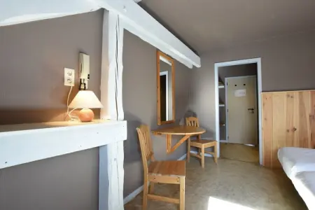 La Blanche Vignerie, Ferme patrimoniale à Lavacherie avec jacuzzi et piscine - Photo 25