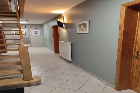 Amande, Maison de vacances confortable à Mande Saint Etienne avec jardin - Photo 8