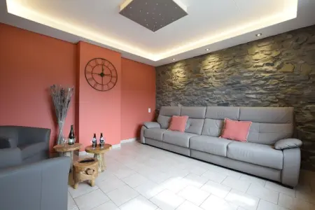 Amande, Maison de vacances confortable à Mande Saint Etienne avec jardin - Photo 11