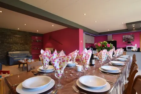 Amande, Maison de vacances confortable à Mande Saint Etienne avec jardin - Photo 14