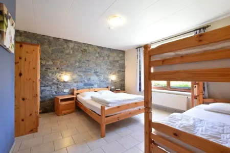 Amande, Maison de vacances confortable à Mande Saint Etienne avec jardin - Photo 24