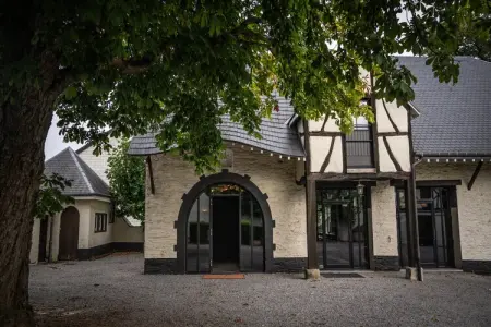 Domaine des Officiers, Charmante maison de vacances avec sauna à Vielsalm - Photo 27