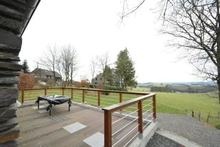 Le Chalet du Coteau, Chalet spacieux avec jardin à Vielsalm - Photo 17