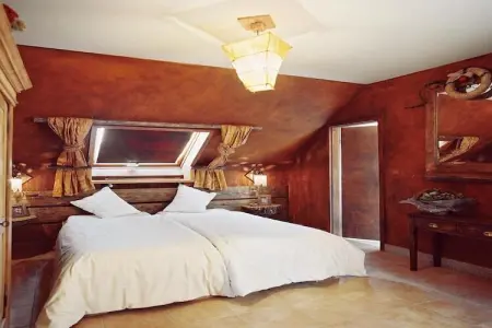 GÎTE CONTES DE SALME Lodge des Contes, Maison de vacances cosy dans les Ardennes au bord d'un lac - Photo 13