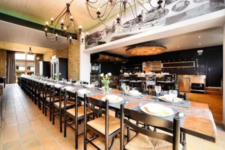 La grémille 50 personnes, Maison de vacances de luxe avec piscine à Sainte-Cécile - Photo 3