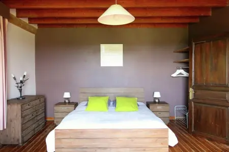 Gîte du Haut Chemin, Maison de vacances moderne à Neufchâteau avec terrasse - Photo 3