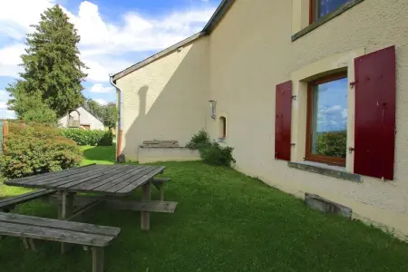 Gîte du Haut Chemin, Maison de vacances moderne à Neufchâteau avec terrasse - Photo 6
