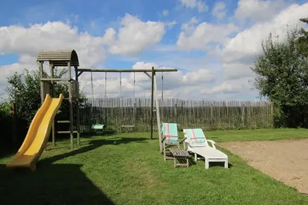 Gîte du Haut Chemin, Maison de vacances moderne à Neufchâteau avec terrasse - Photo 20