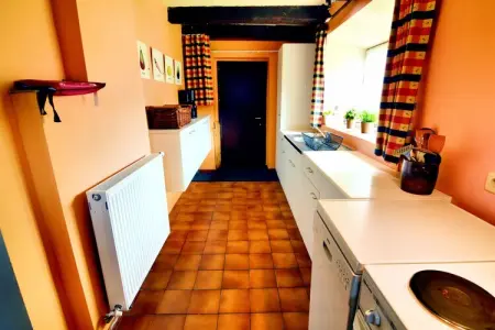 Petit Paliseul, Gîte rustique avec jardin partagé à Paliseul - Photo 8