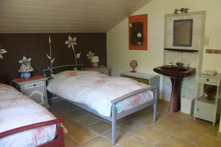 Orée des bois, Gîte confortable à Paliseul avec jardin - Photo 18