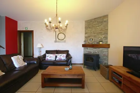 La Petite Reine, Superbe gîte à Jehonville avec sauna - Photo 6