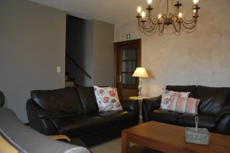 La Petite Reine, Superbe gîte à Jehonville avec sauna - Photo 7