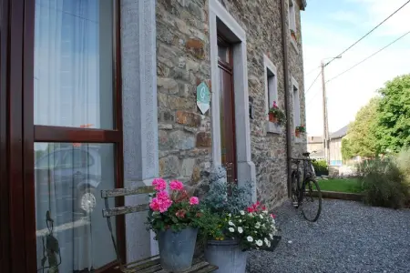 La Petite Reine, Superbe gîte à Jehonville avec sauna - Photo 26