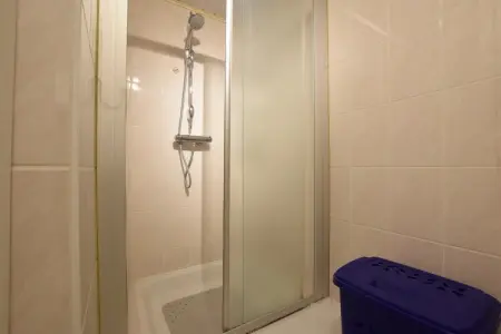 Emouchet, Maison de vacances moderne avec sauna à Jehonville - Photo 22