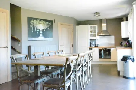 La Pépinière, Chalet paisible à Jehonville avec sauna - Photo 9