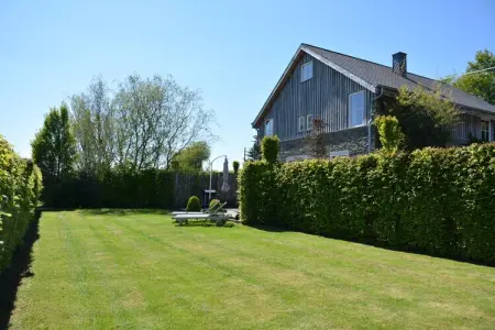 La Pépinière, Chalet paisible à Jehonville avec sauna - Photo 21