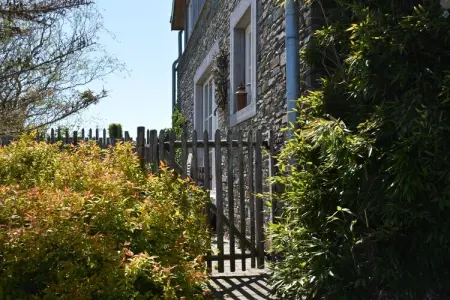 La Pépinière, Chalet paisible à Jehonville avec sauna - Photo 28