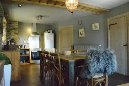 La Brocanteuse, Chalet confortable avec sauna à Jehonville - Photo 2