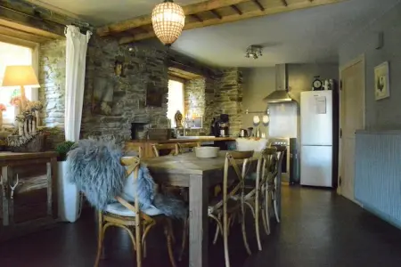 La Brocanteuse, Chalet confortable avec sauna à Jehonville - Photo 7