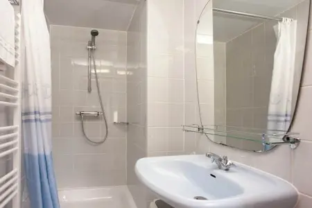 La Cîtaudine, Maison de vacances spacieuse à Humain avec jardin - Photo 23