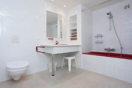 La Cîtaudine, Maison de vacances spacieuse à Humain avec jardin - Photo 28