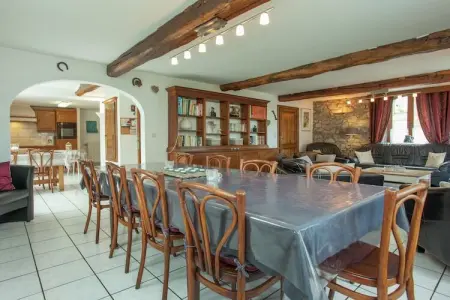 La Cîtaudine, Maison de vacances spacieuse à Humain avec jardin - Photo 33