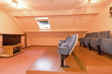 Gentilhommière du Broux, Splendide maison de vacances avec jacuzzi à Wéris - Photo 8